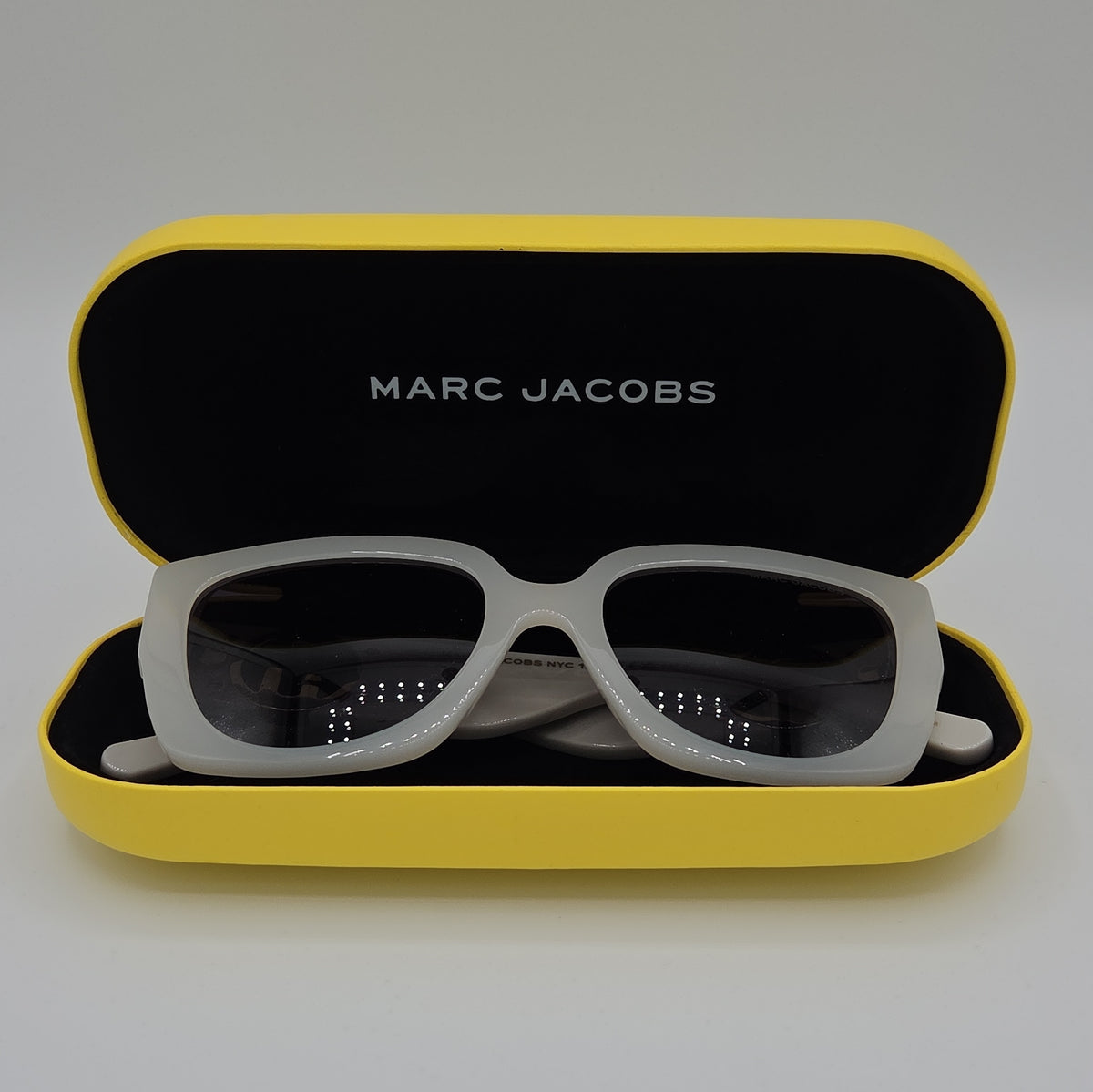 Marc Jacobs 687S Sunglasses — White