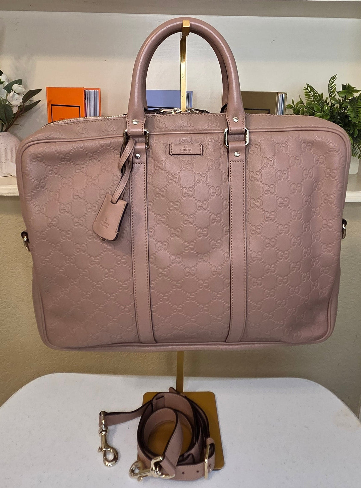 Pre-Loved Executive