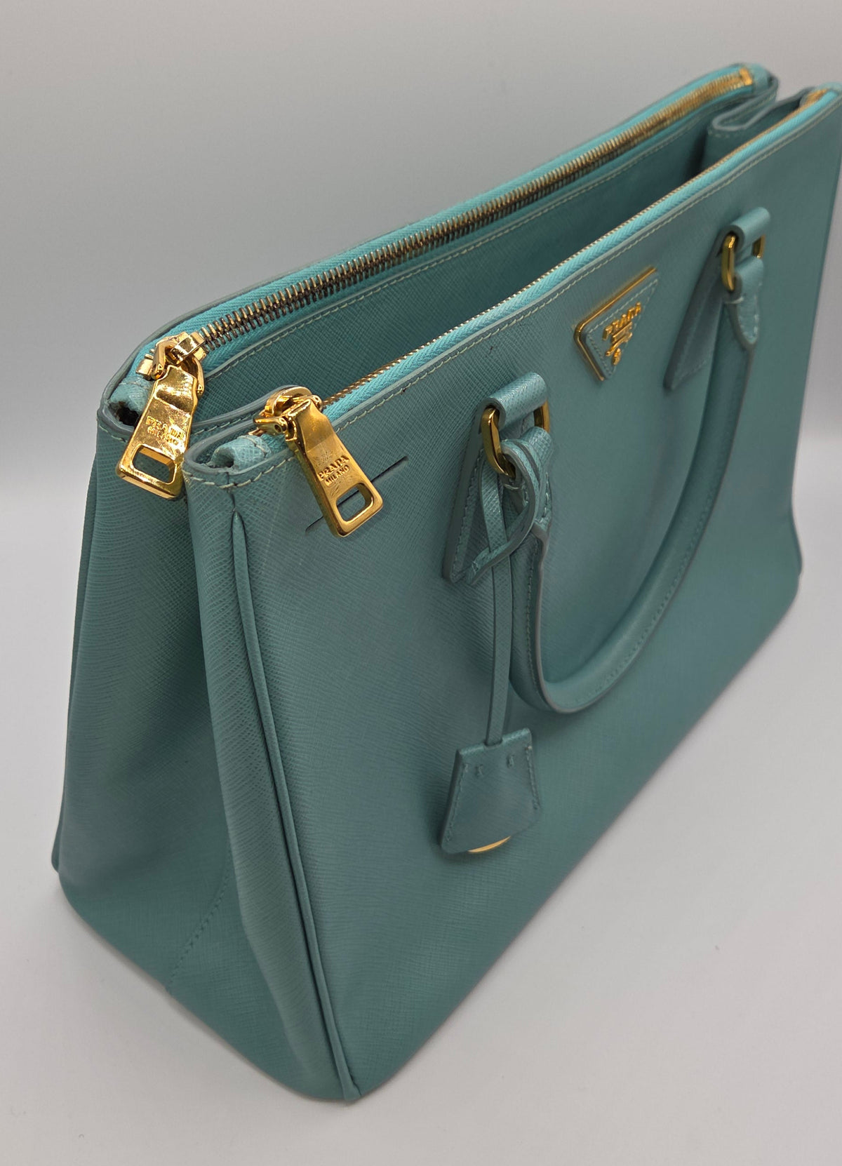 Pre-Loved Prada Saffiano Lux Double Zip Tote