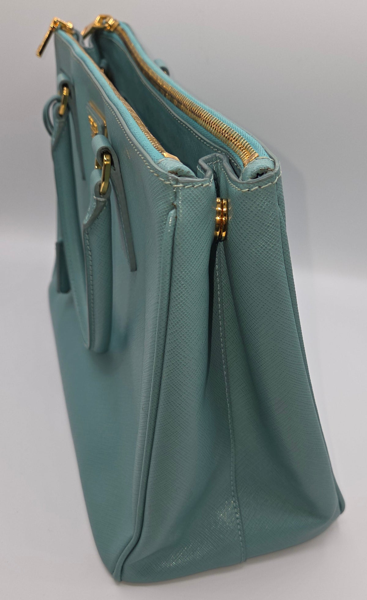 Pre-Loved Prada Saffiano Lux Double Zip Tote