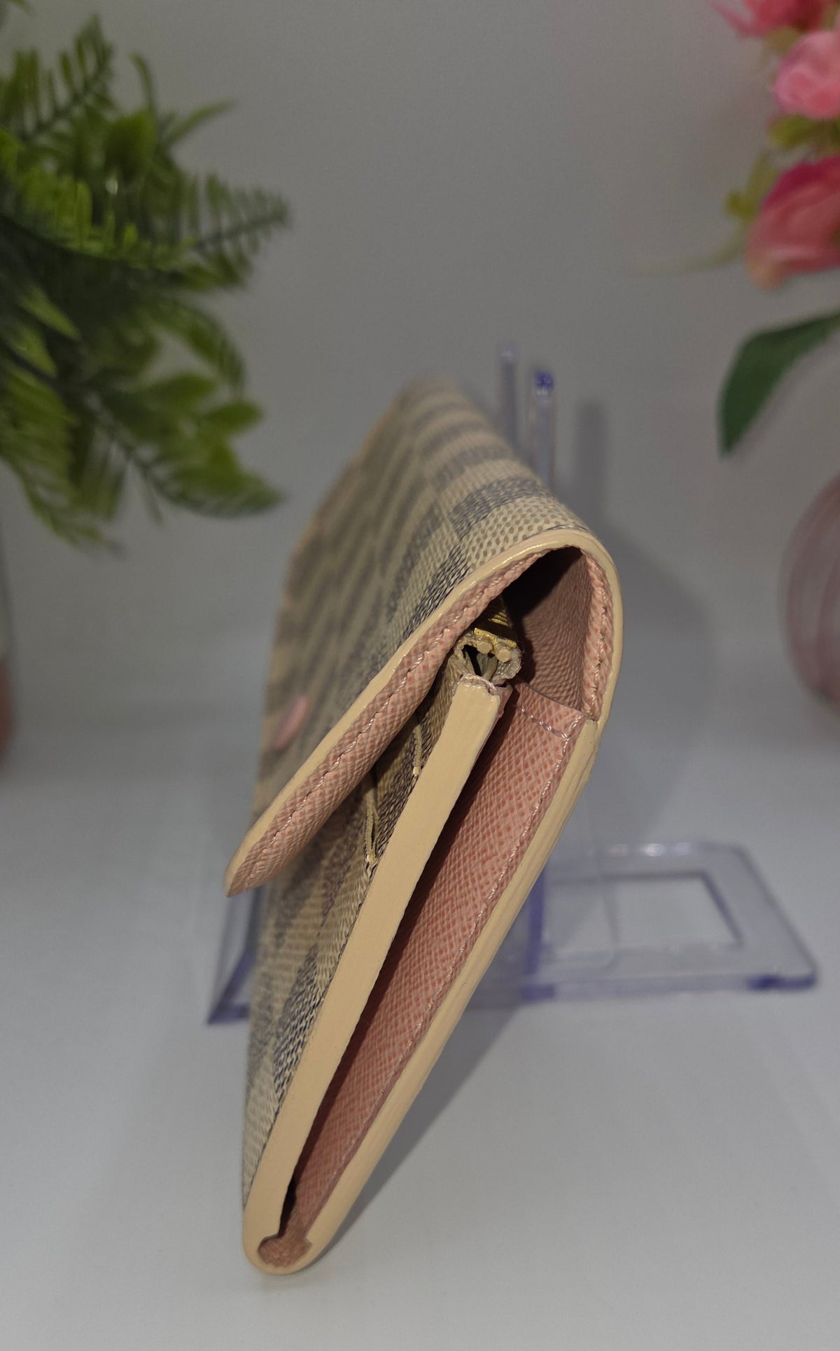 Pre-Loved Louis Vuitton Damier Azur Emilie Wallet