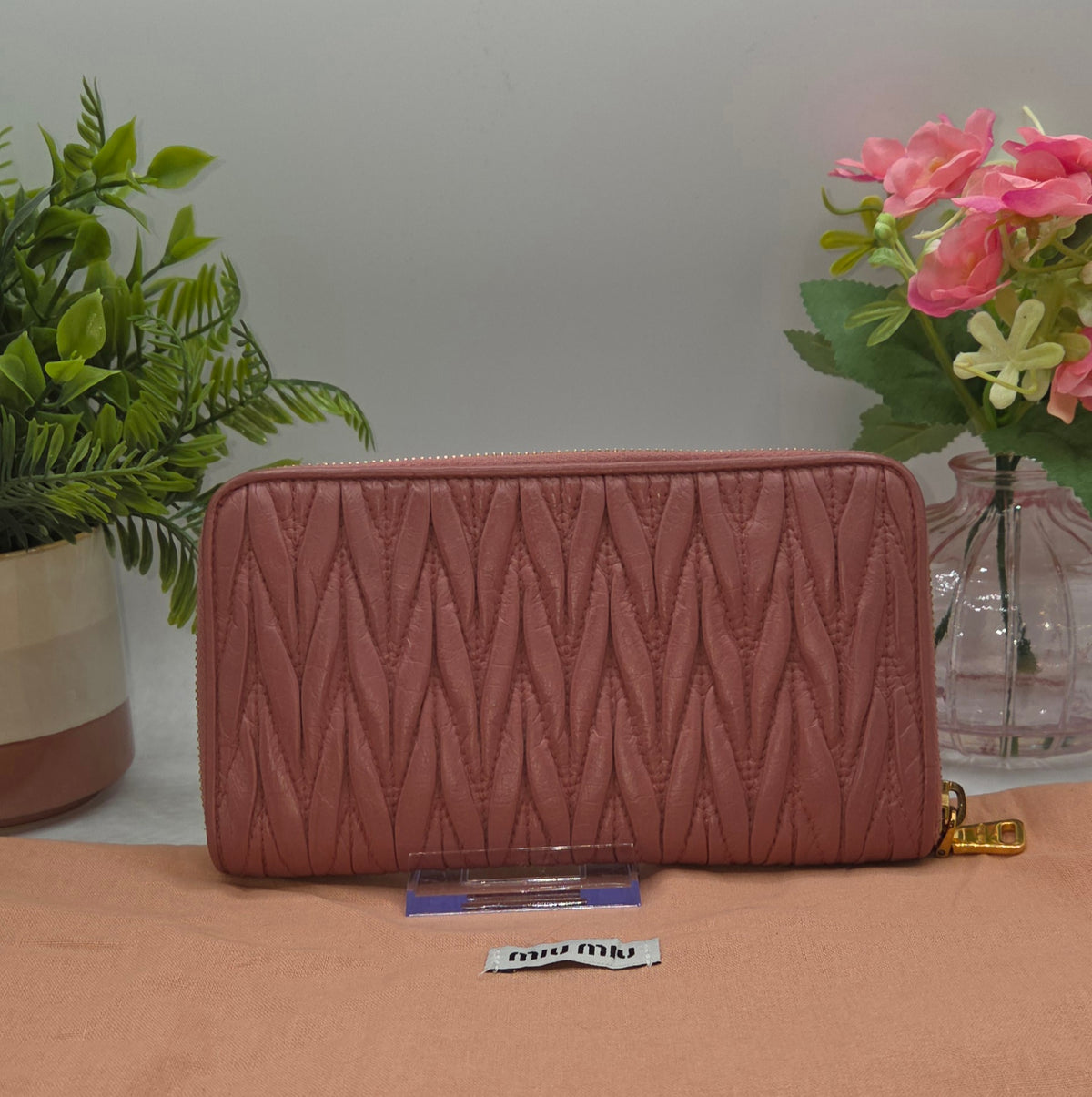 Pre-Loved Miu Miu Matelassé Nappa Leather Wallet