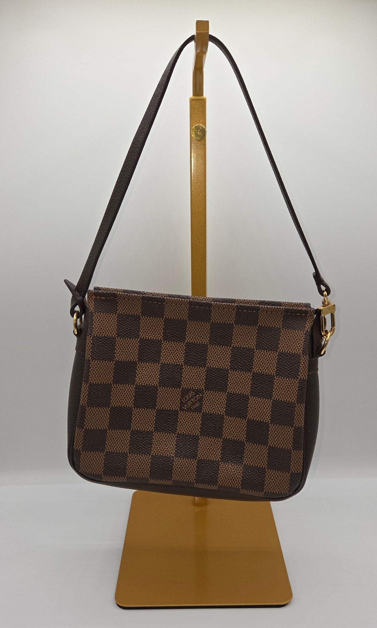 Pre-Loved Louis Vuitton Damier Ebene Trousse Make Up Bag Pochette