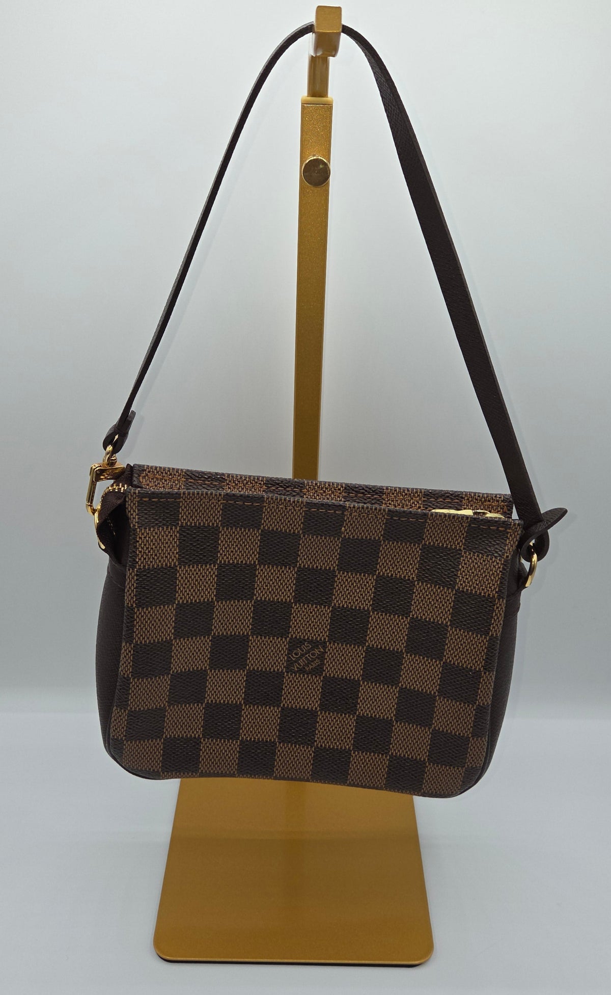 Pre-Loved Louis Vuitton Damier Ebene Trousse Make Up Bag Pochette