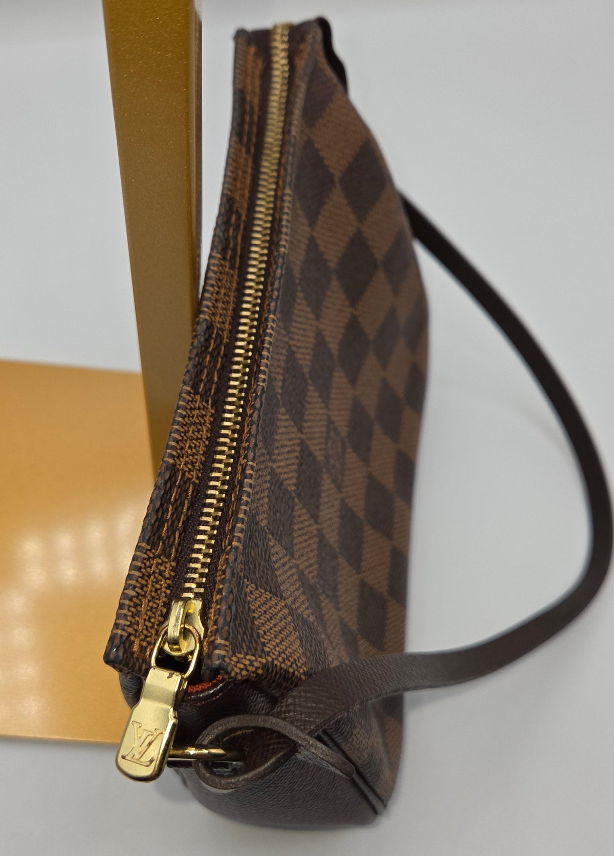 Pre-Loved Louis Vuitton Damier Ebene Trousse Make Up Bag Pochette