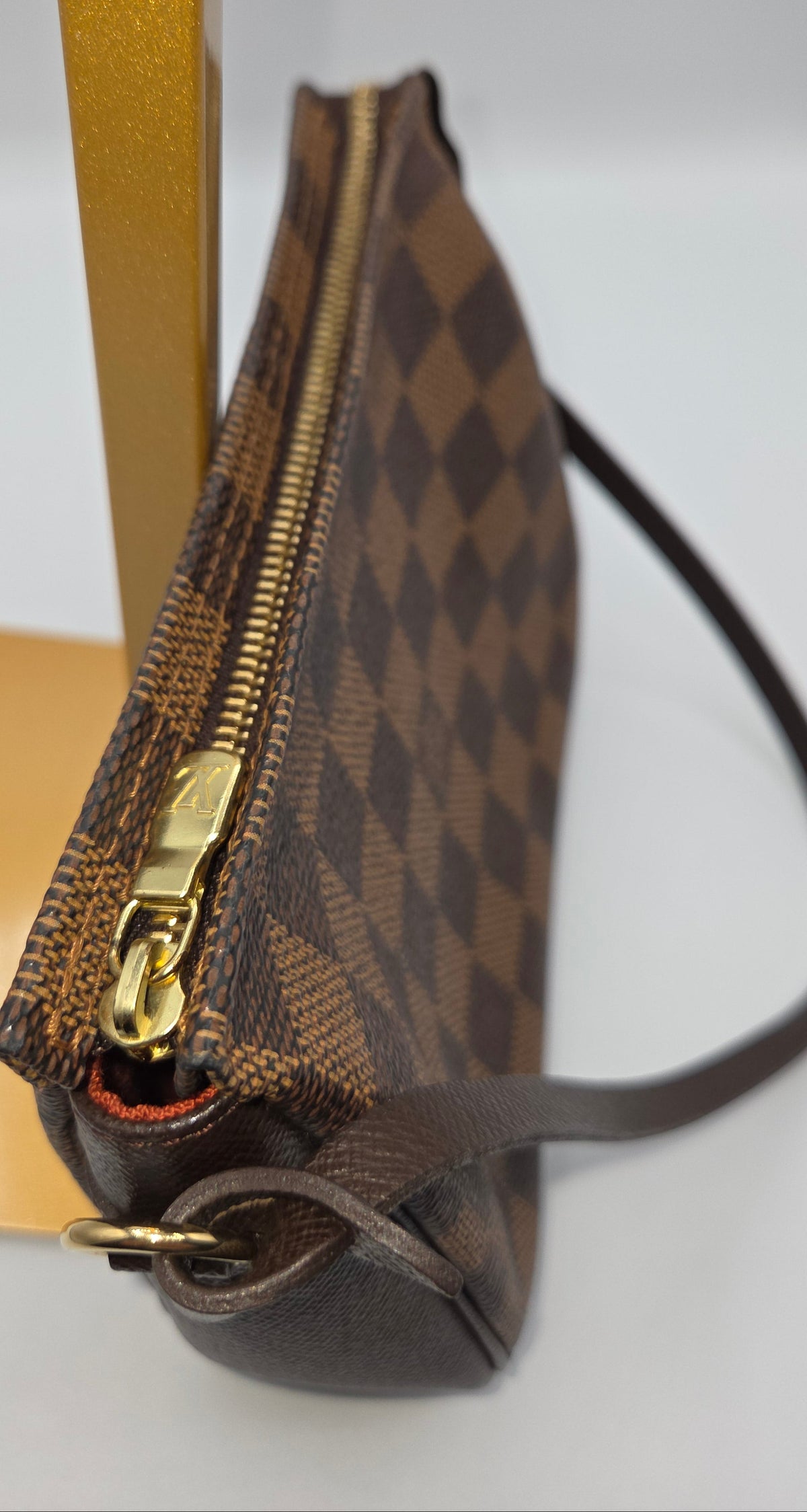 Pre-Loved Louis Vuitton Damier Ebene Trousse Make Up Bag Pochette