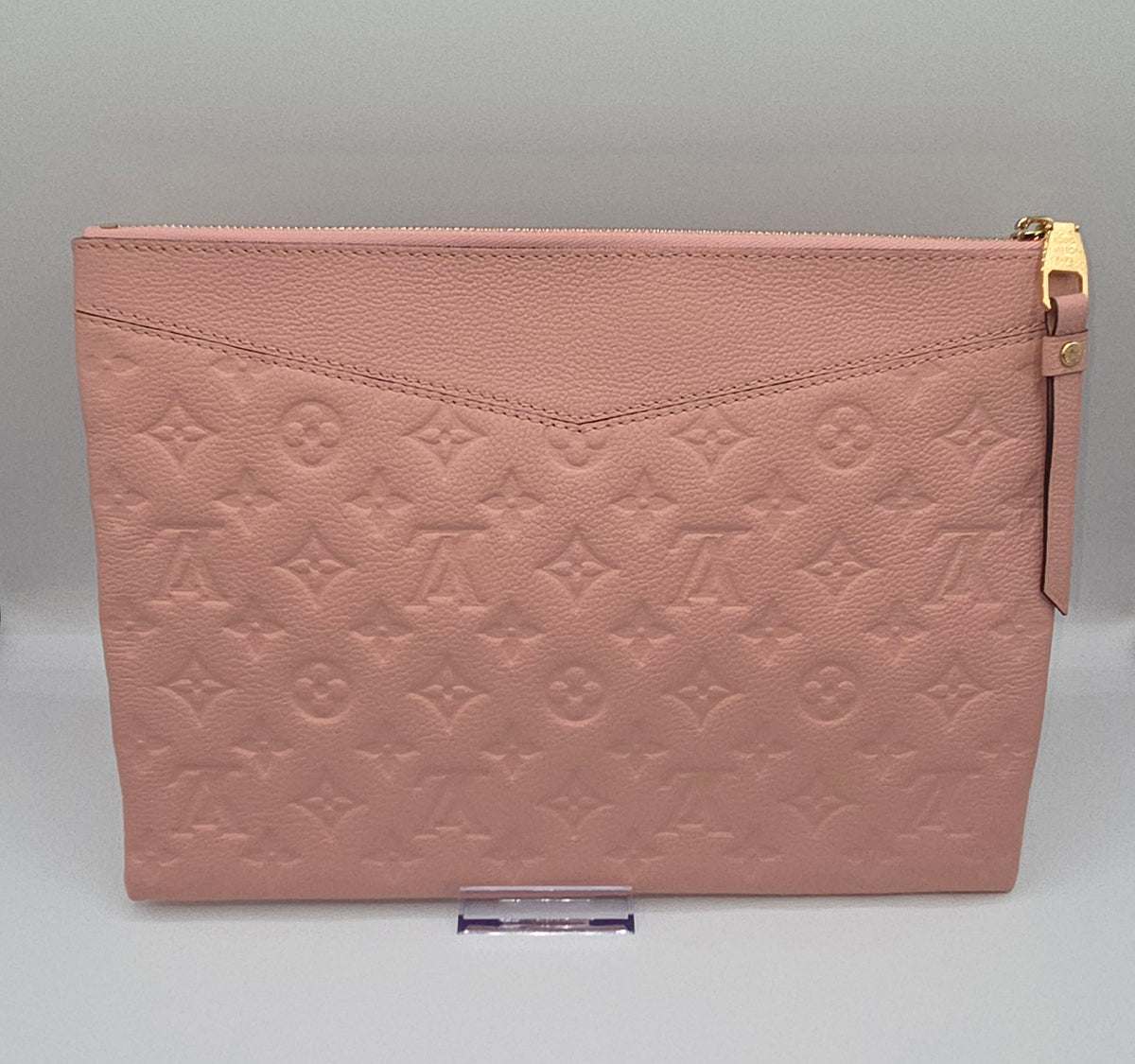 Pre-Owned Louis Vuitton Daily Pouch Empreinte Leather Clutch