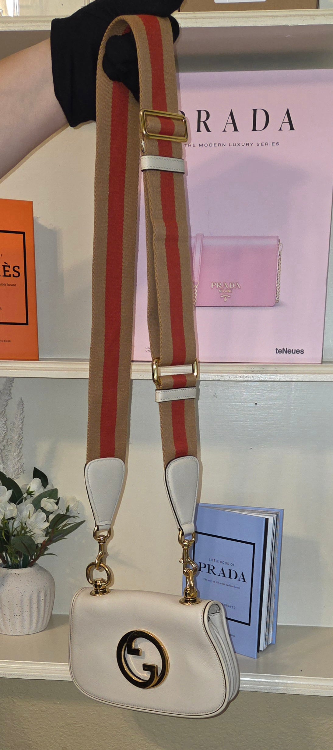 Pre-Loved Gucci Blondie Small Shoulder Bag