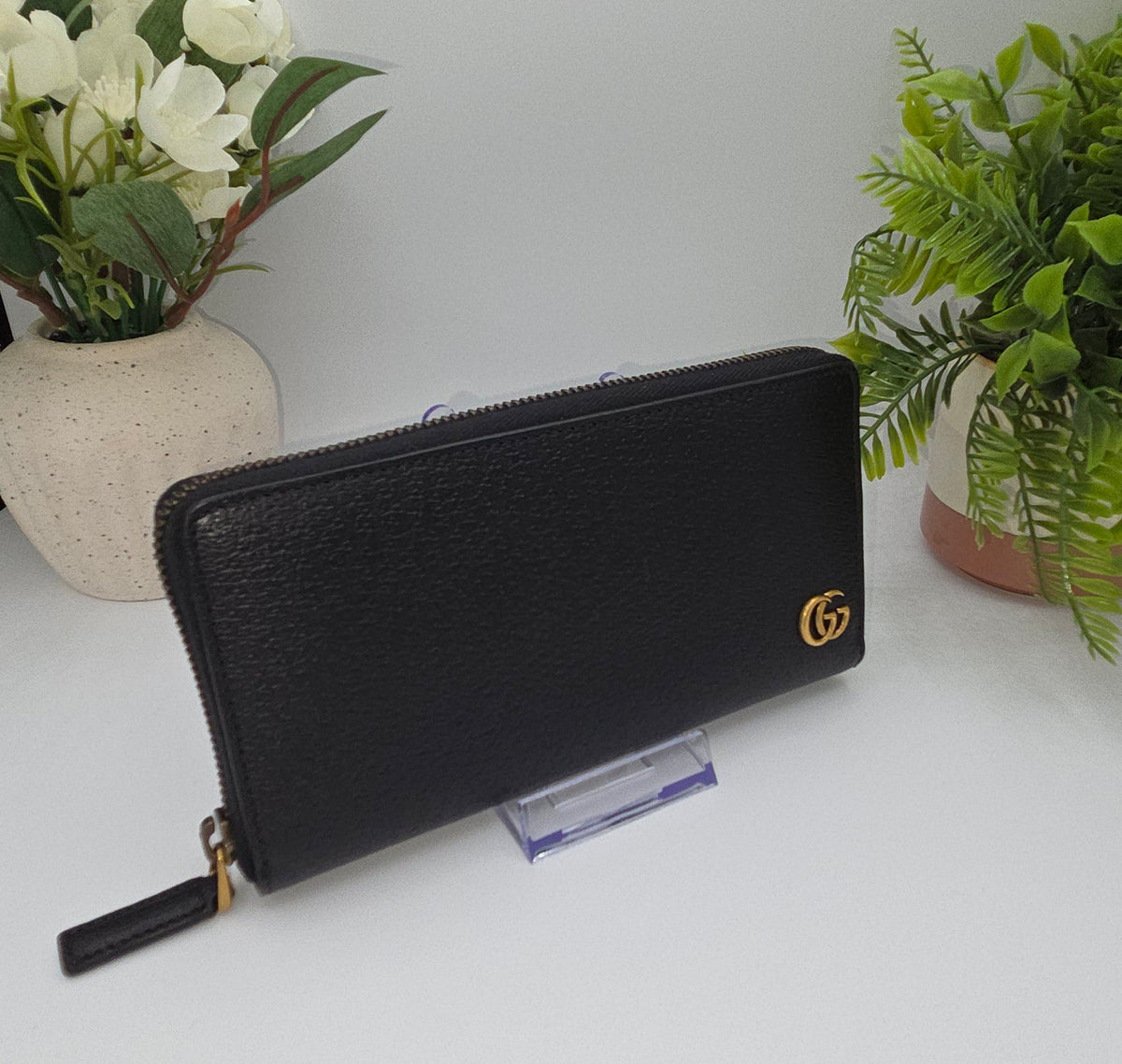 Pre-Loved Gucci GG Marmont Zip Around Wallet