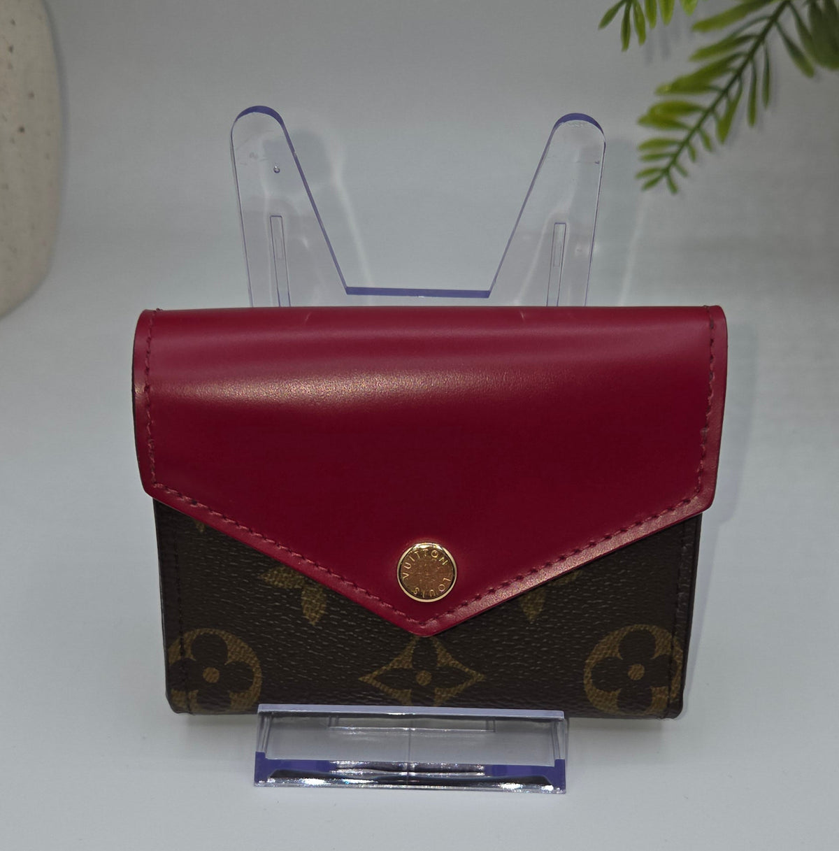 Pre-Loved Louis Vuitton Zoe Wallet - Monogram