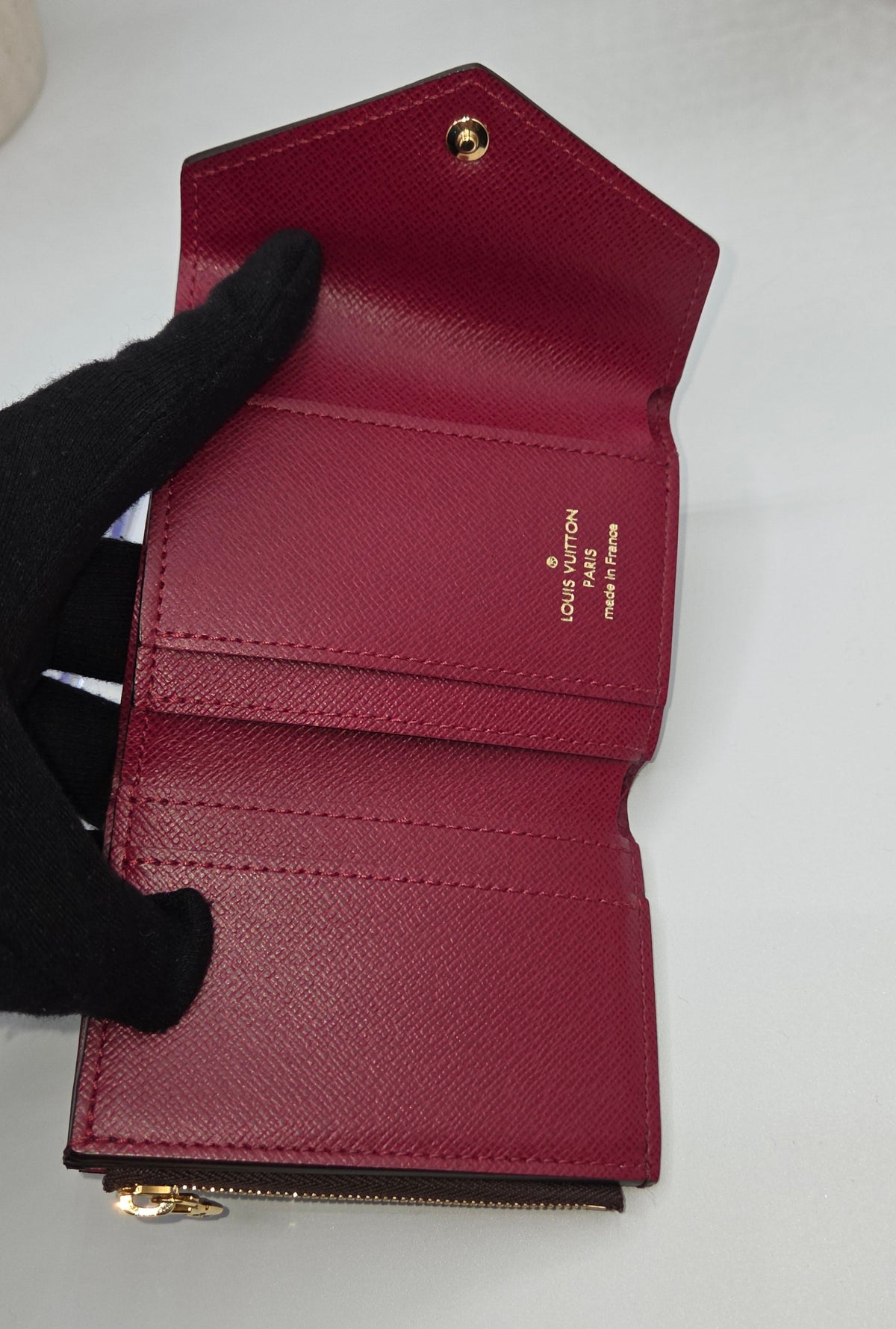 Pre-Loved Louis Vuitton Zoe Wallet - Monogram