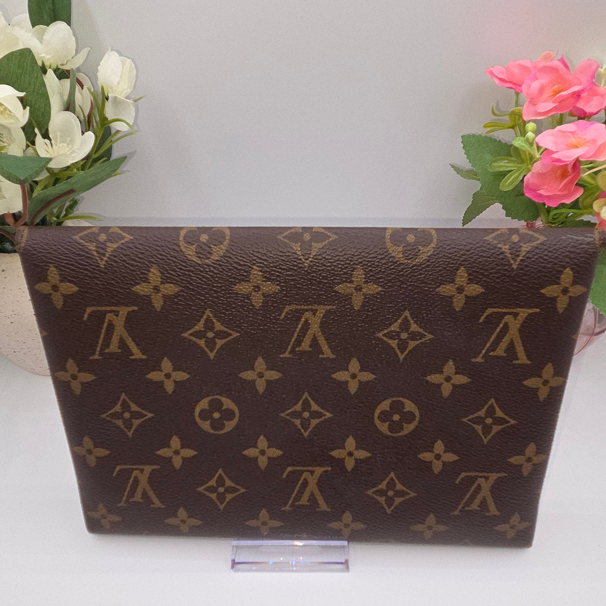 Pre-Loved Louis Vuitton Monogram Kirigami Pochette