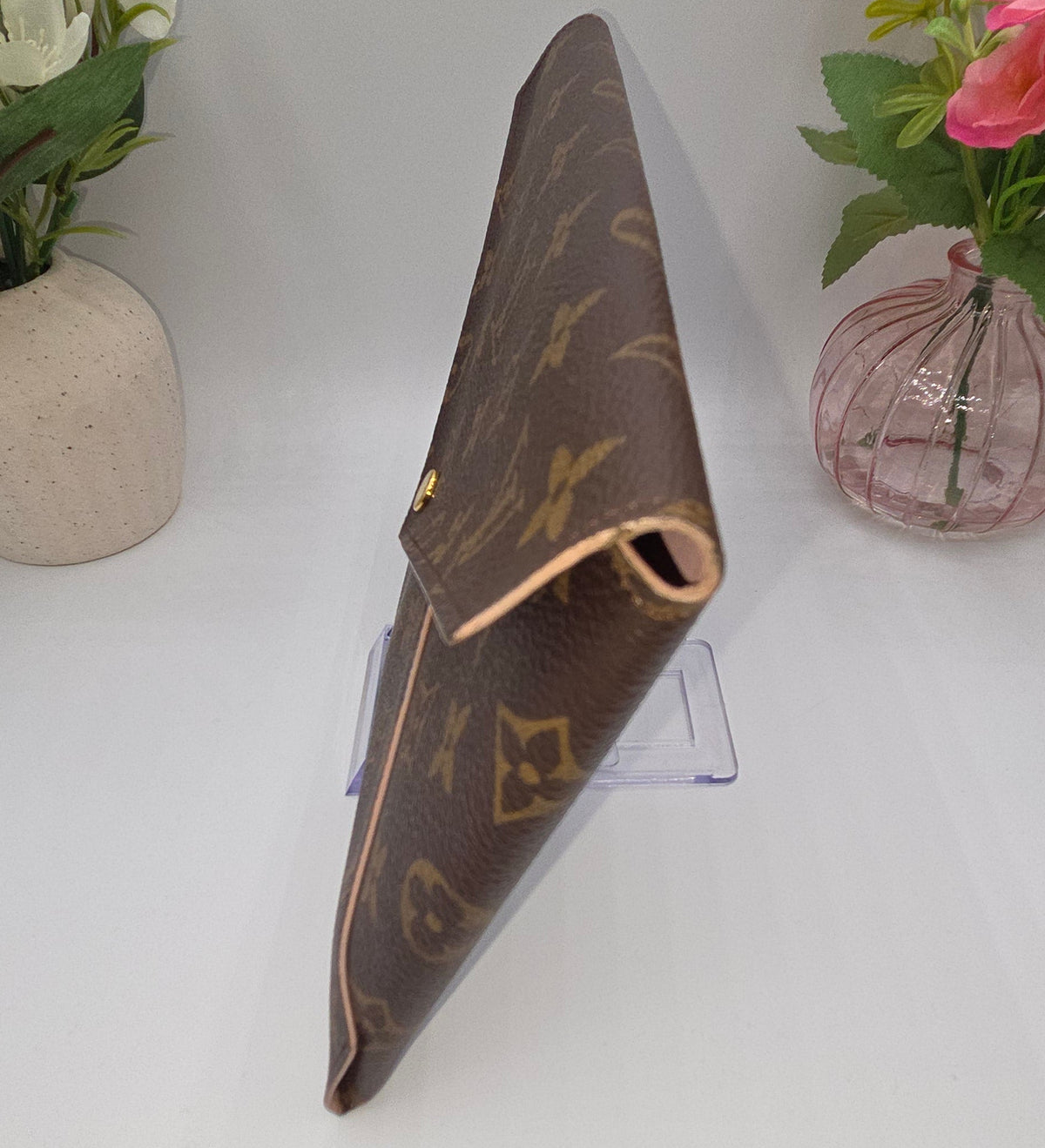 Pre-Loved Louis Vuitton Monogram Kirigami Pochette
