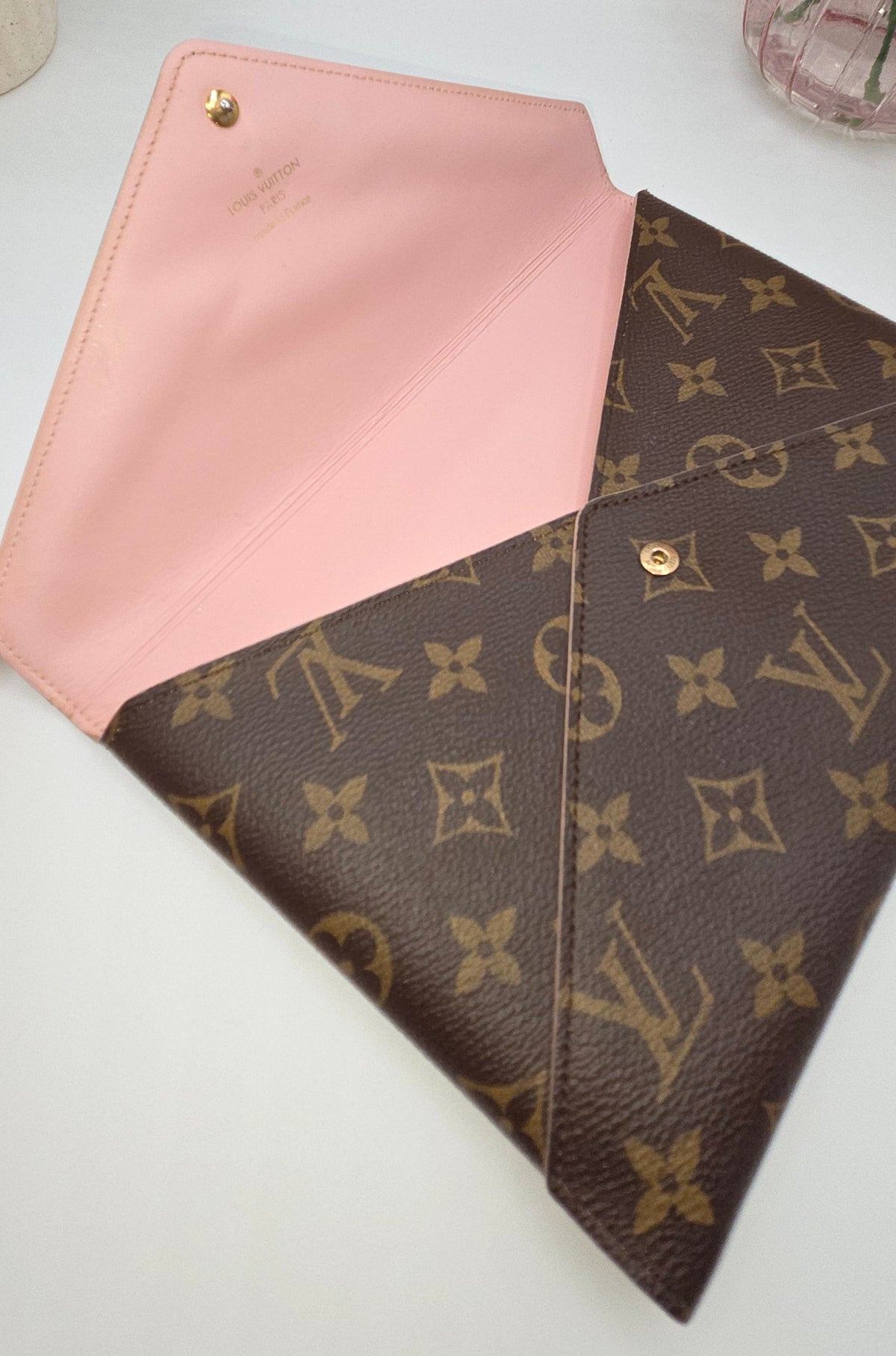 Pre-Loved Louis Vuitton Monogram Kirigami Pochette