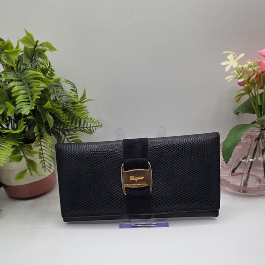 Pre-Loved Salvatore Ferragamo Vara Bow Lizard Embossed Continental Wallet