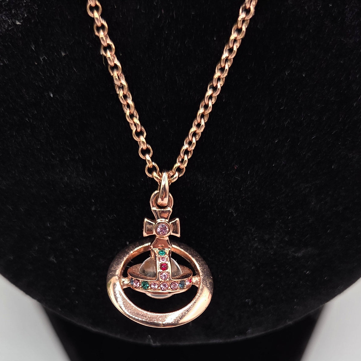 Pre-Loved Vivienne Westwood Orb Pendant Necklace – Rose Gold Rhinestone