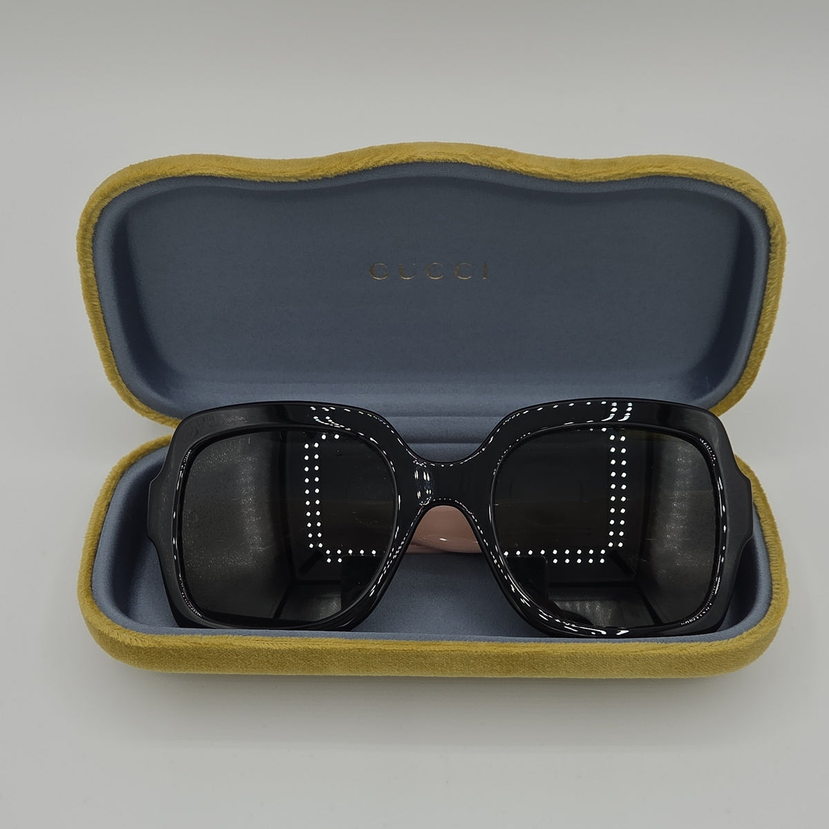 Gucci GG1337S Sunglasses — Black/Pink