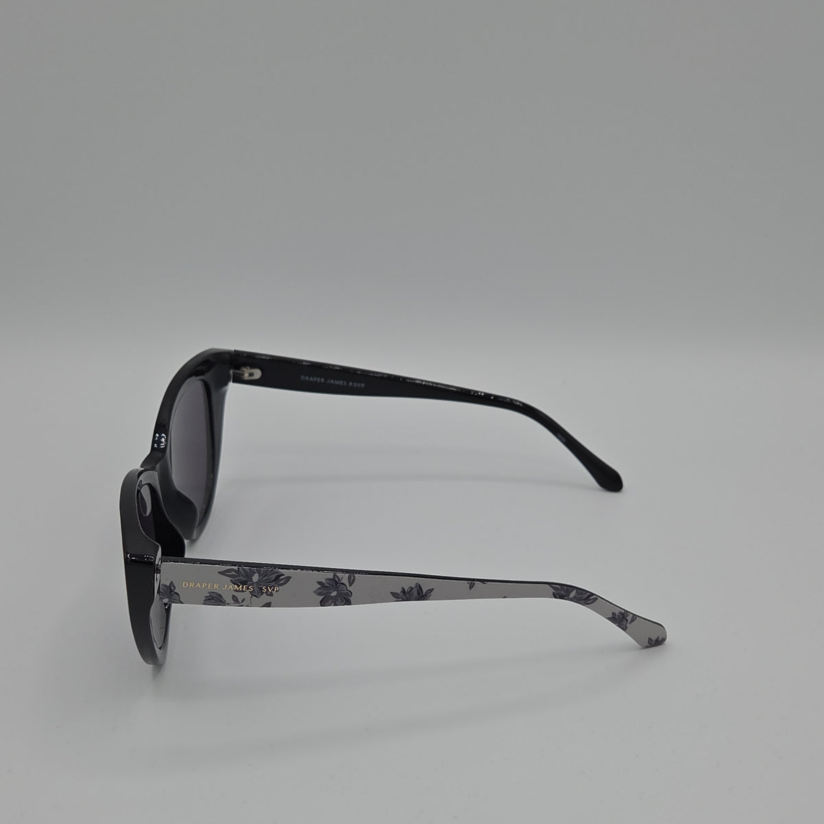 Draper James DJ9016 Sunglasses